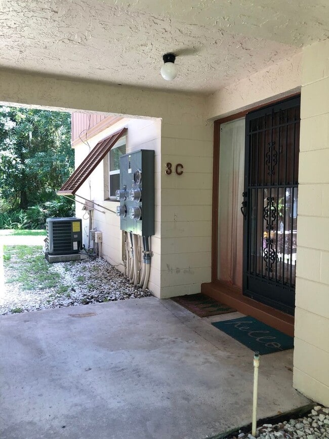 Photo - Cute 2 Bedroom / 2 Bath unit in Deltona's Edgewater Condominium Community!