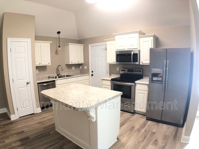 Photo - 836 Sedona Pines Dr