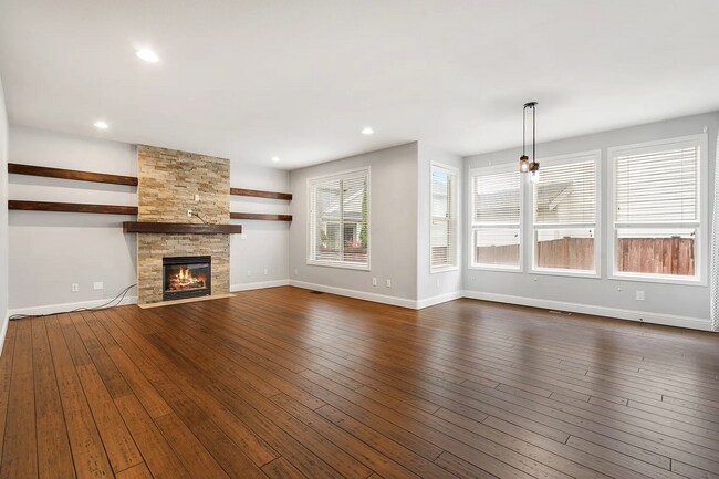 Photo - 3522 148th St SE