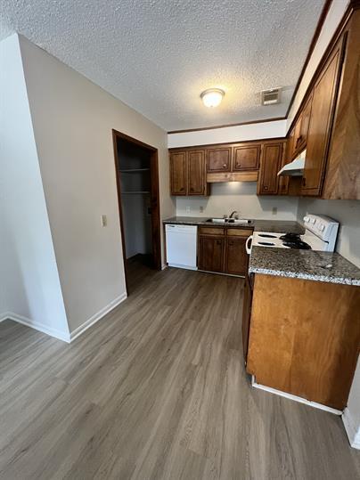 Photo - 218 Victoria Dr Unit 8A