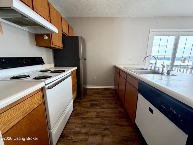 Photo - 456 Joy Ave Unit 2