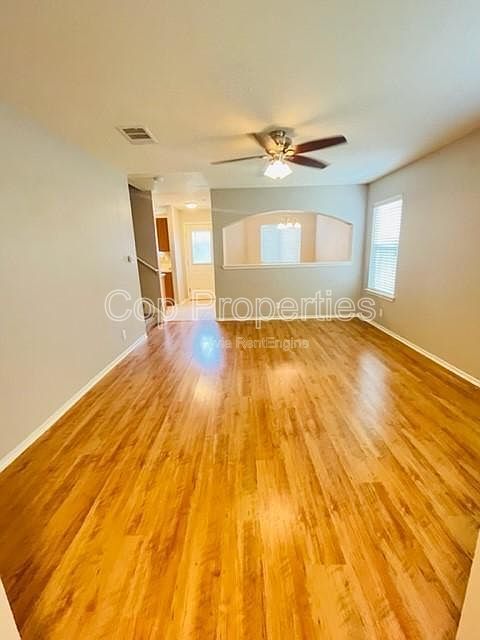 Photo - 9819 Autumn Pl