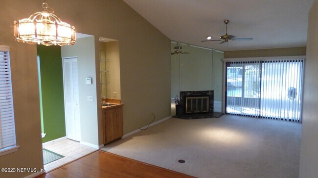 Photo - 9360 Craven Rd Unit U#: 301