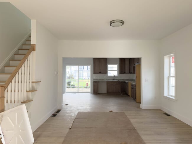 Photo - 108 Meadows Bnd