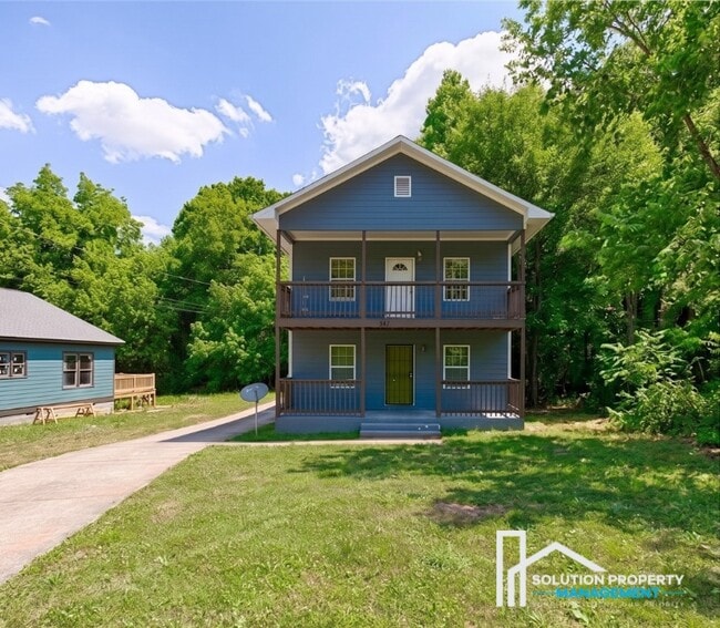 Building Photo - 987 Dimmock St SW Unit 4