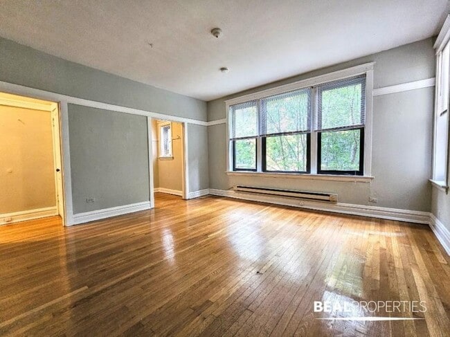 Building Photo - 0 bedroom in CHICAGO IL 60657 Unit B2 Rental