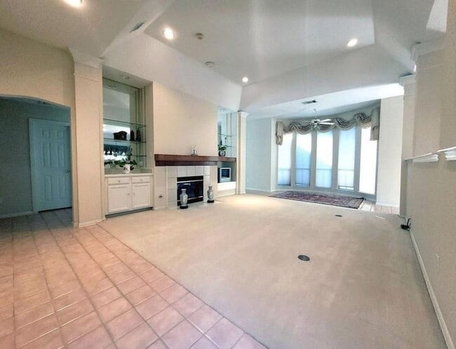 Photo - 6401 Dakota Dr