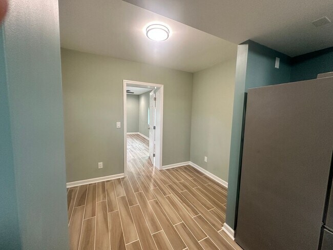 Photo - 820 3rd Ave S