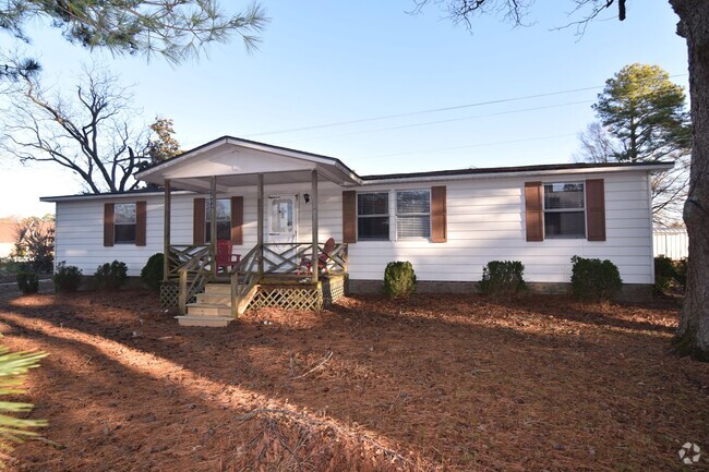 Building Photo - 3 Bedroom Double Wide on Nice County Lot w... Rental