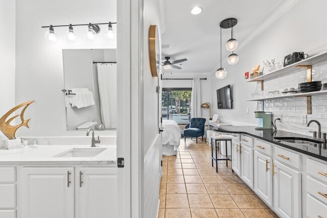 Photo - Available now.  Cute Furnished Studio Cond...