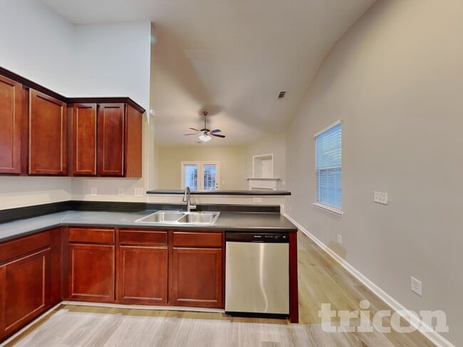 Photo - 1282 Winwood Dr