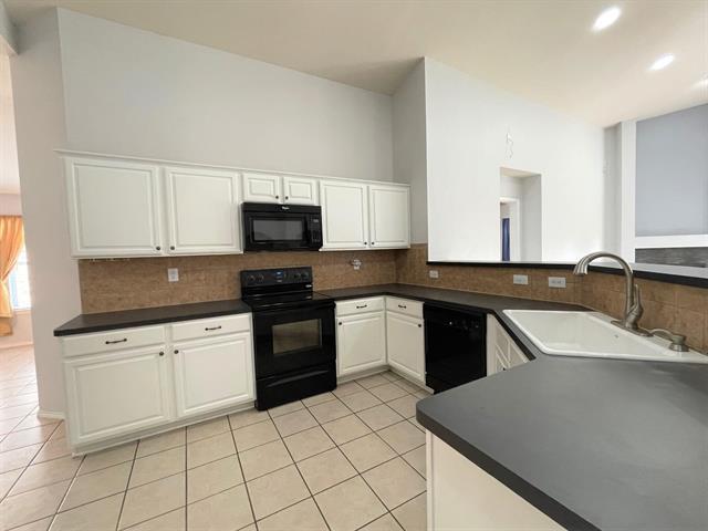 Photo - 5325 Comanche Wells Dr