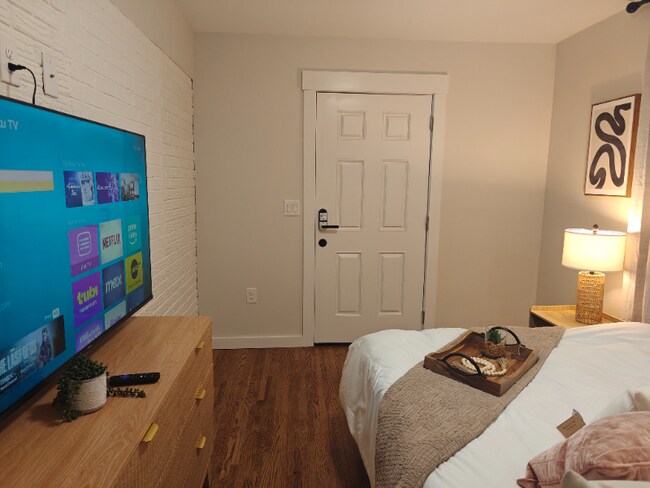 Photo - 920 Friendly Pl