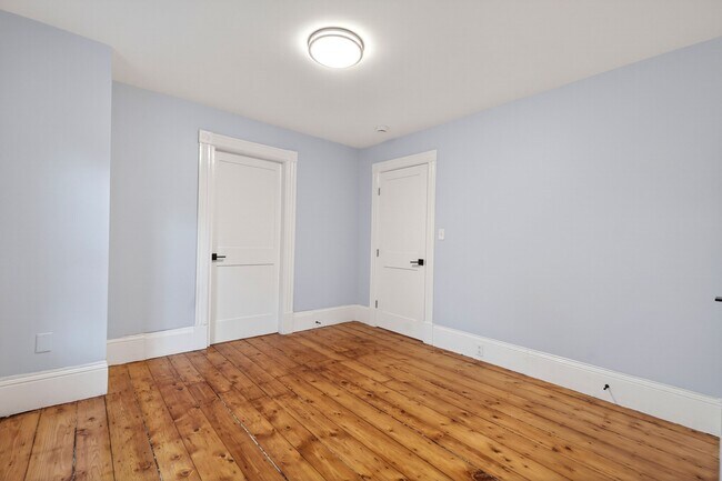 Photo - 114 Woodstock St Unit 2