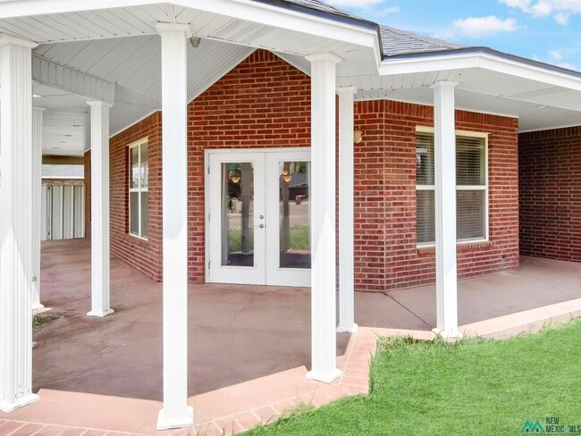 Photo - 2300 Reese Dr