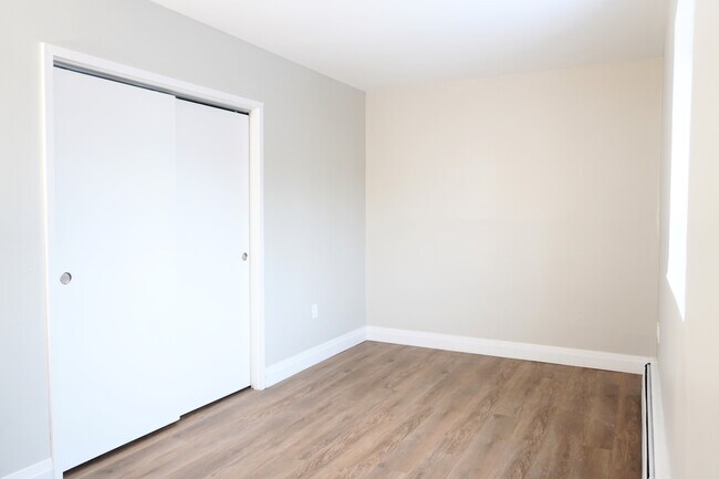 Photo - Inverness Apartments