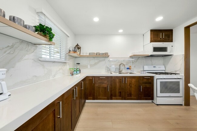 3264 Clairemont Mesa Blvd