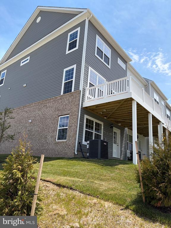 Building Photo - 7614 River Reach Rd