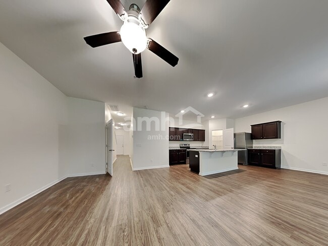 Photo - 152 Orion Way