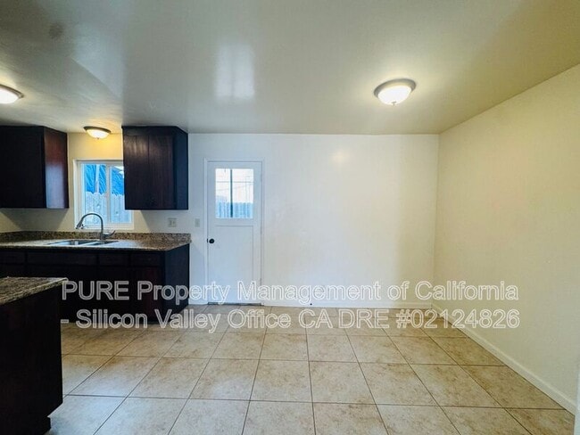 Photo - 115 Jefferson St Unit A