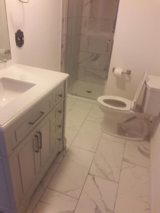 Photo - 947 Campbell Ave Unit 3rd Floor