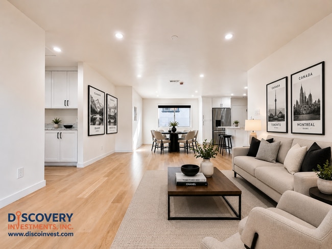 Photo - 3939 Midvale Ave Unidad #C