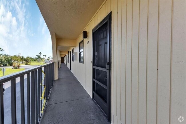 Building Photo - 14459 River Beach Dr Unit 129 Rental