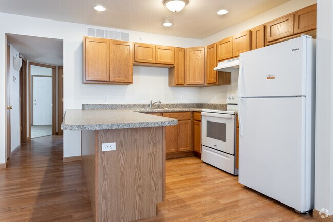 2BR,2BA,922SF - Regular
