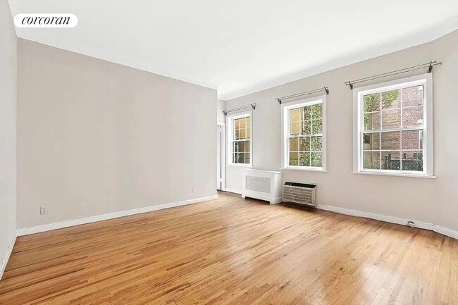 Building Photo - 39 W 83rd St Rental