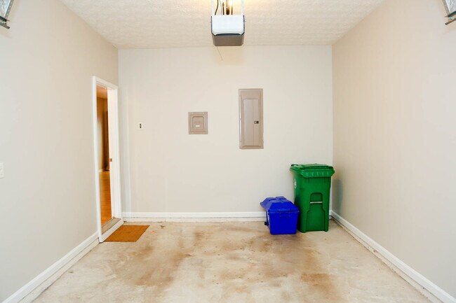 Photo - 3548 Lantern View Ln