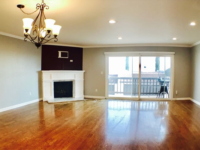 Building Photo - Panoramic Views From Balcony Attached Garage Rental
