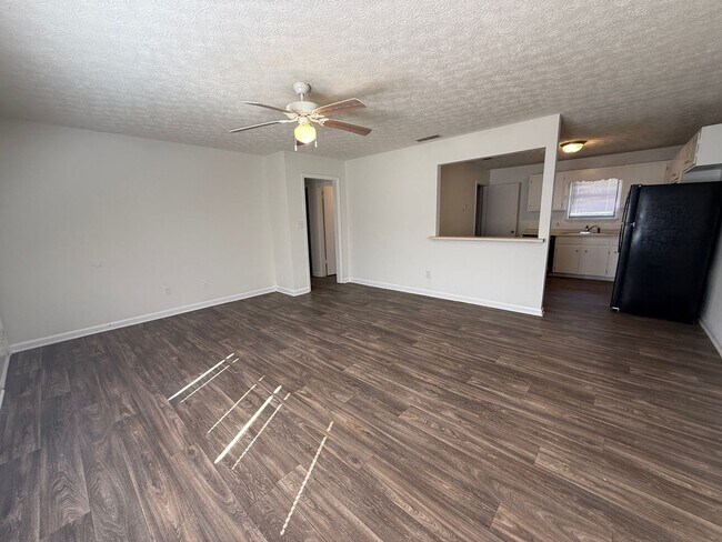 Photo - 137/139 Deer Creek Dr Unit 139 Deer Creek Dr