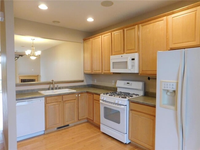 Photo - 4723 Woodland Ave