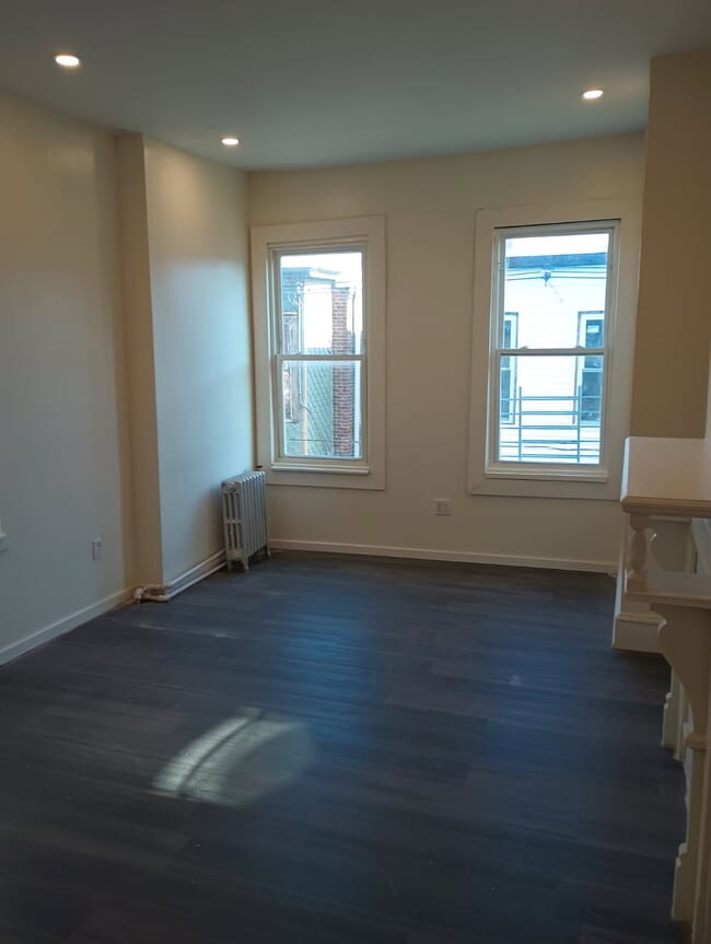 Photo - 1619 N 29th St Unidad 2