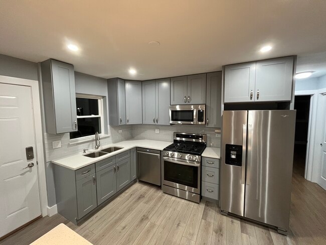 Photo - 8212 Kilpatrick Ave Unidad 2