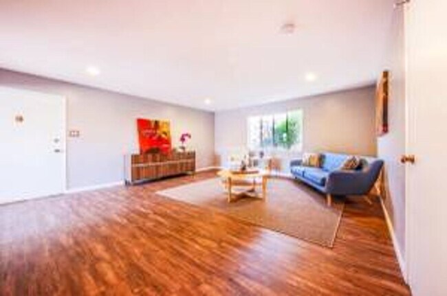 Photo - NB EB T 428 J Unidad 3