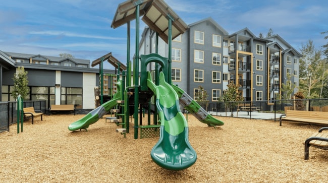 Photo - 16003 Admiralty Way Unit 112