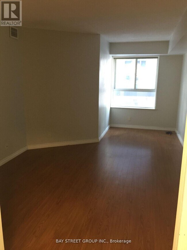 Photo - 711 Bay St. Unit 414