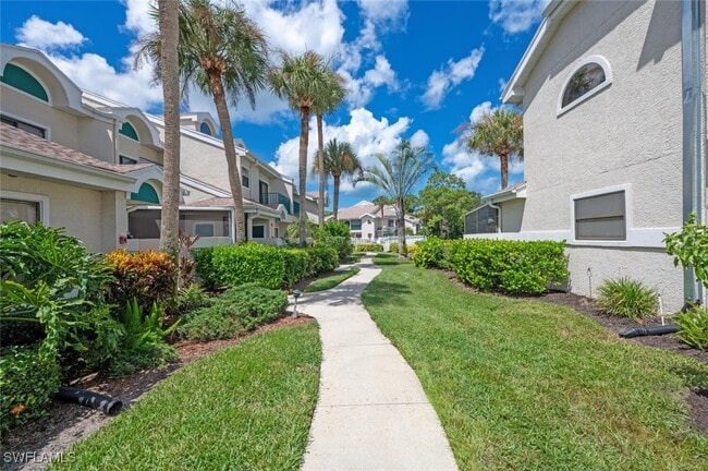 Building Photo - 60 Emerald Woods Dr Unit B 5