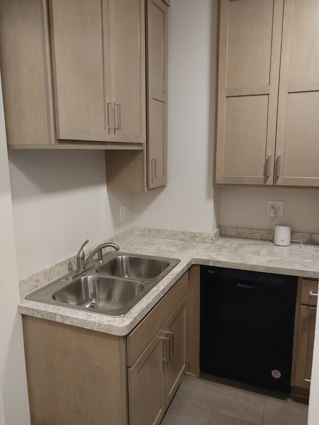 Apt 2 Kitchen - 1601 Portland Ave