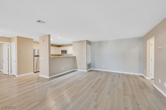 Photo - 350 S Durango Dr Unidad 126