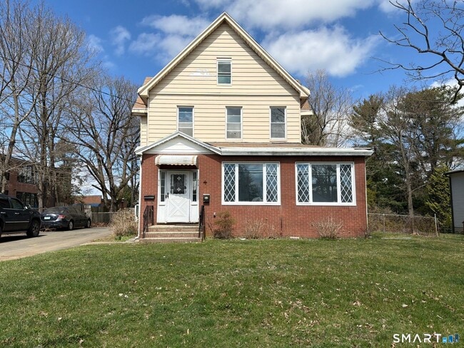 Building Photo - 316 W Main St Unit 2