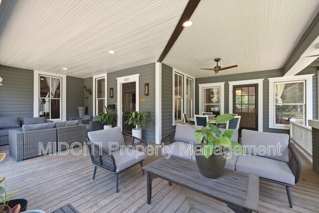 Photo - 1017 Hopkins St
