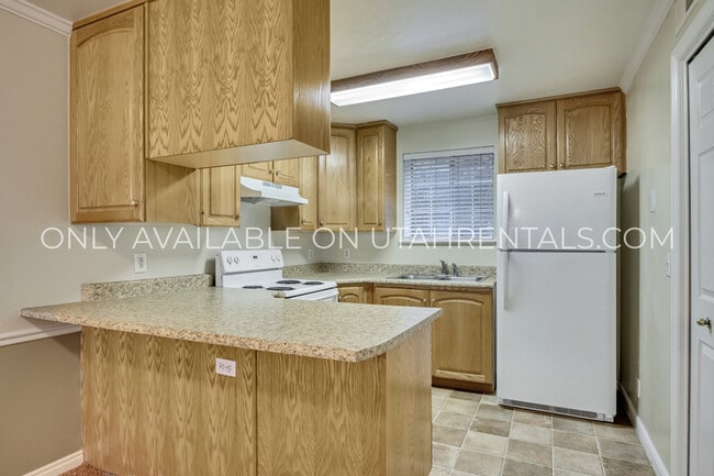 Photo - 909 N 500 W Unit 3
