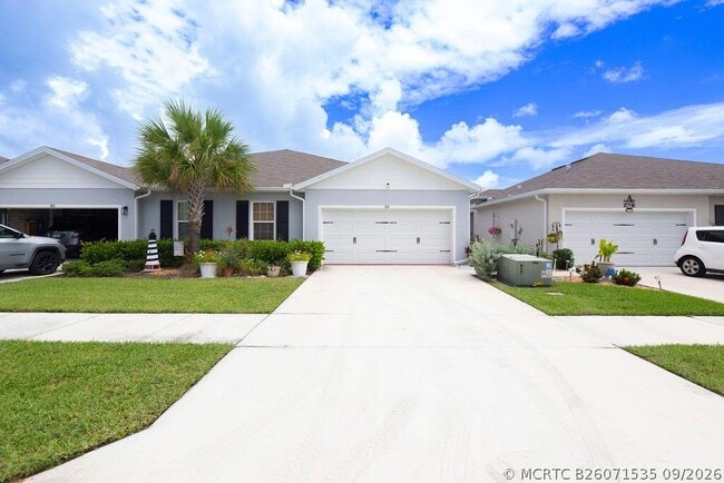 Photo - 818 Persimmon Pl