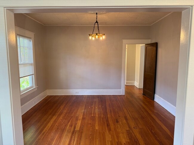 Dining Room - 2796 Lydia St