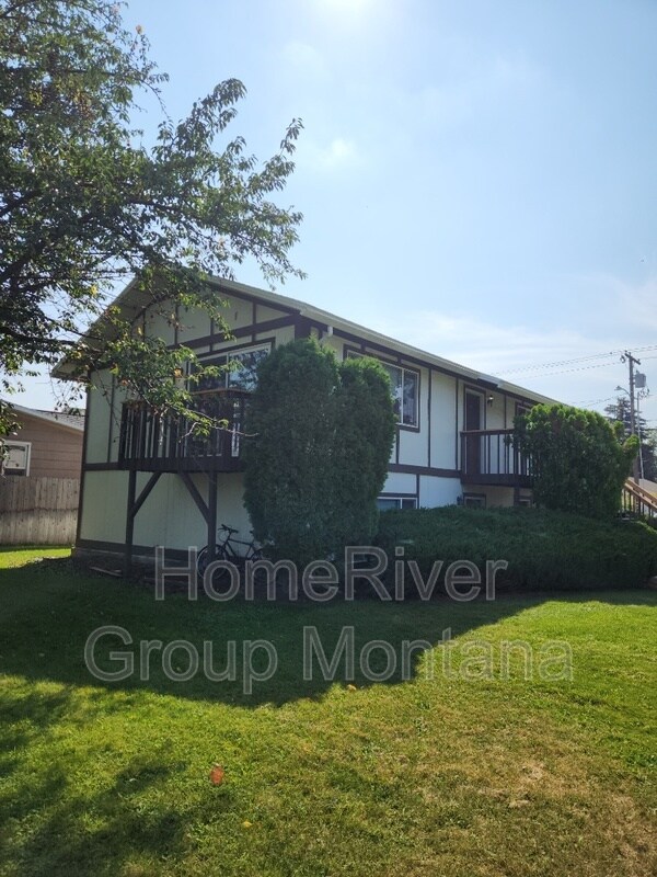 Photo - 2111 S 4th St W