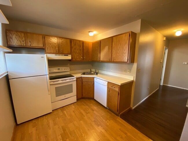 Photo - W Norwich Ave 32-34 GW2 Unit 34