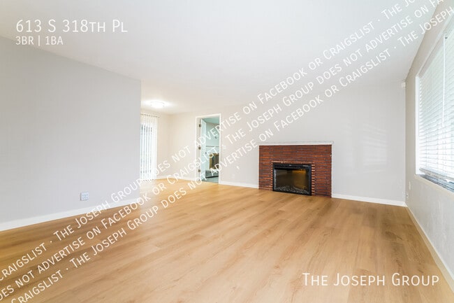Photo - 613 S 318th Pl