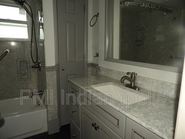 Photo - 1214 S Washington St Unidad B